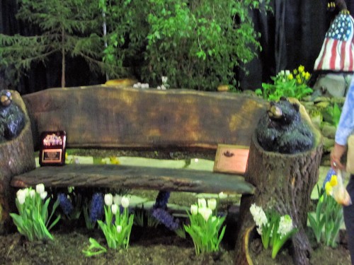 bear bench at Rochester garden show
