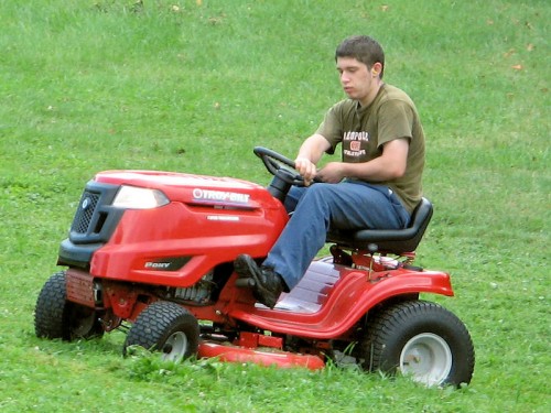 Troy-Bilt Pony Lawn Tractor